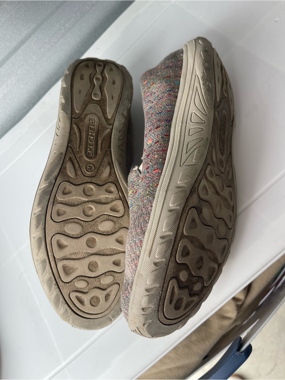 Skechers Slip-On Knit Mules in Beige with Multicolor Speckle - Picture 2 of 3